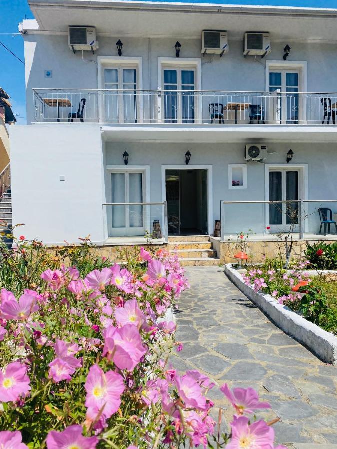 Yiannis Studios Moraitika Extérieur photo